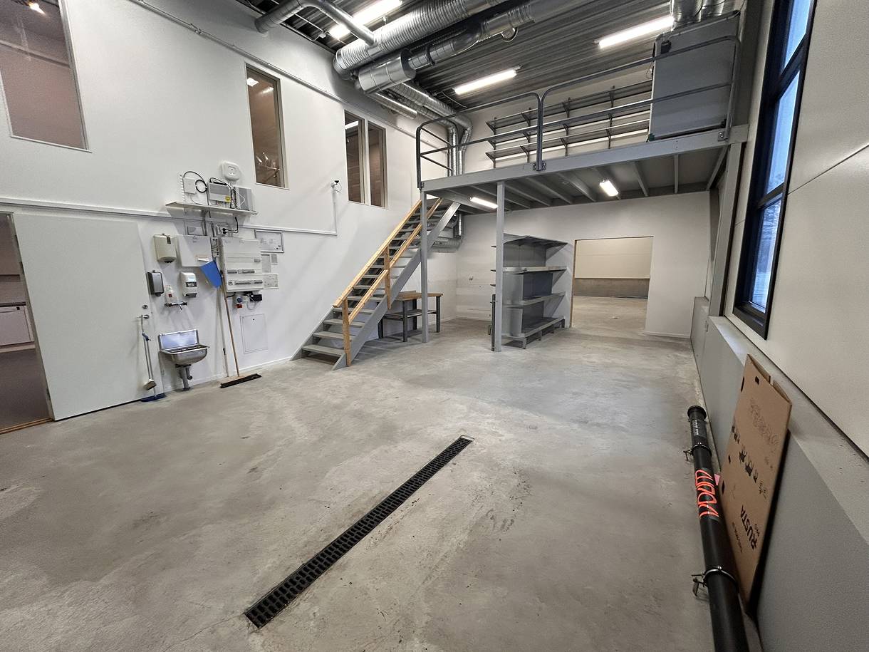 Verksamhetslokal med lager och kontor i Falkenberg – Årstadvägen 1B bild 3