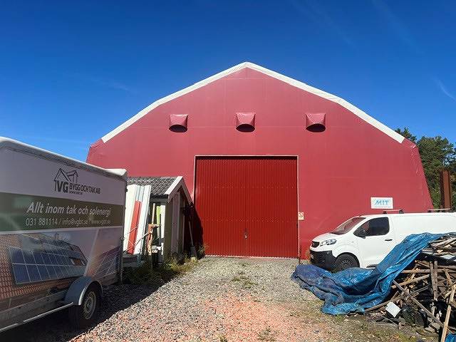Lagertält med stor markyta strax utanför Kungälv – BREDSTEN 430 bild 2