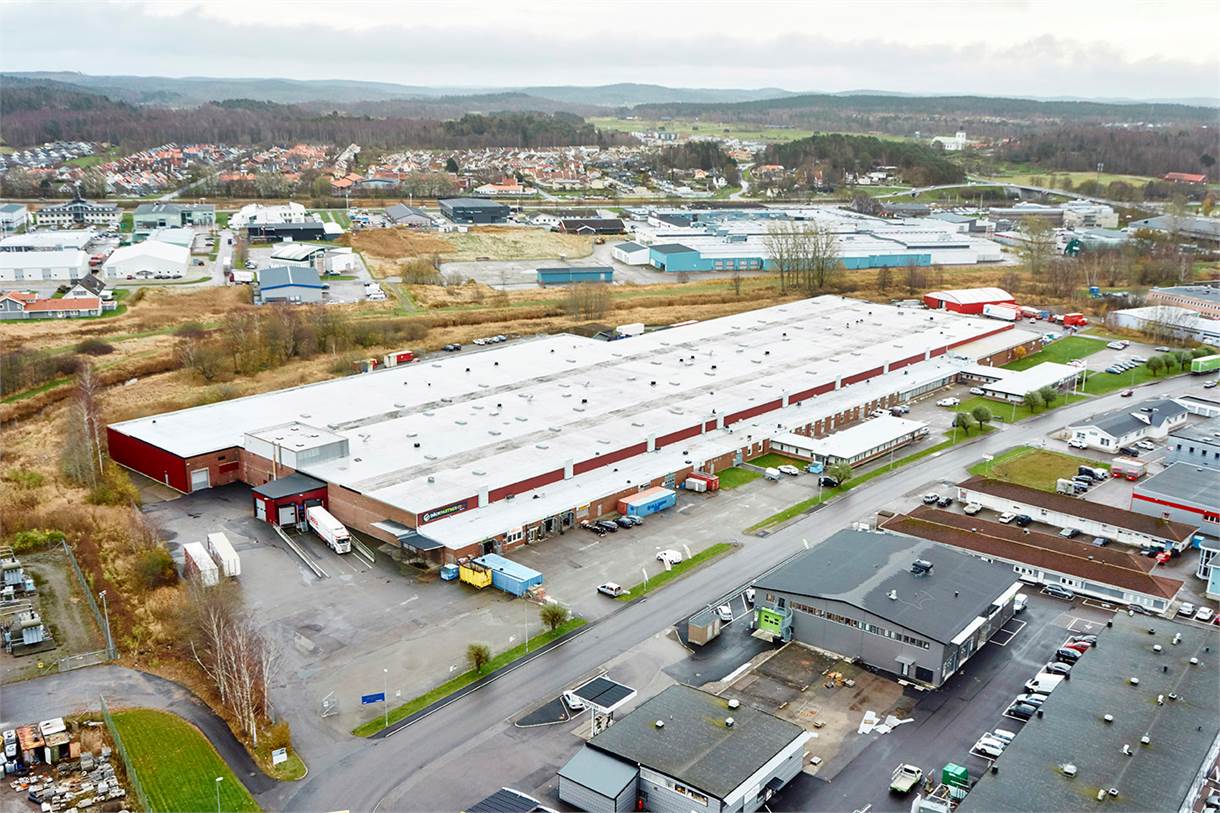 Lagerlokal 1800 kvm i Kungsbacka – Kabelgatan 5 bild 1