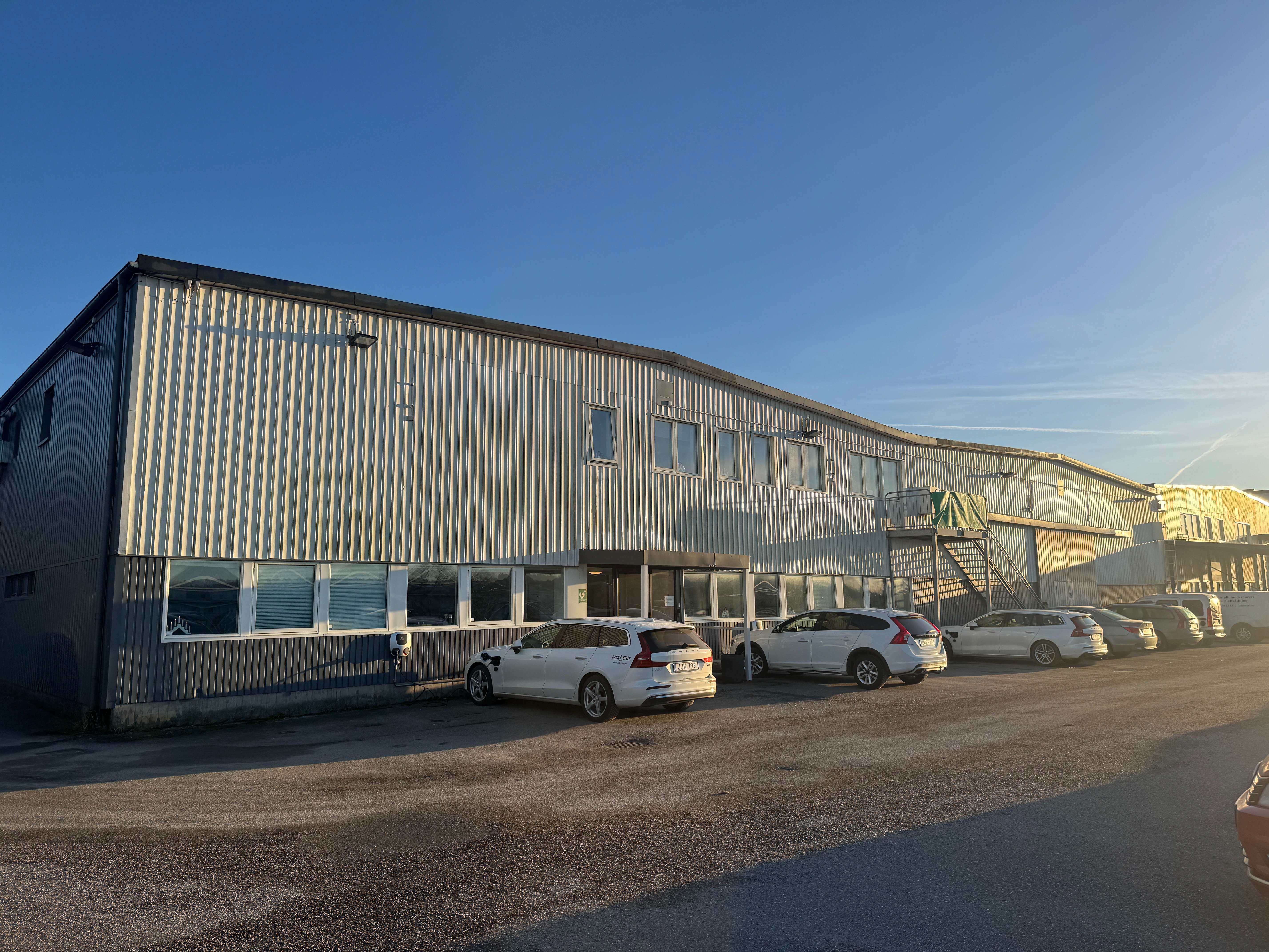 Lagerlokal med kontor i Göteborg – Marieholmsgatan 86 bild 1