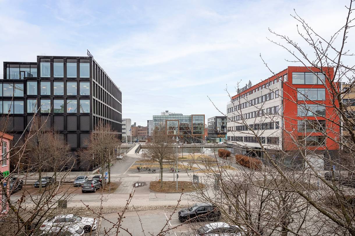 Kontorslokal 112 kvm i historisk miljö, Lindholmen – Theres Svenssons gata 10 bild 1