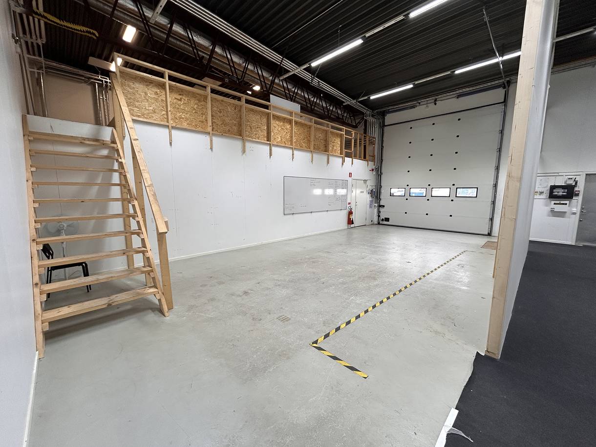 Kombilokal med lager och kontor i Varberg – Vagnvägen 13 bild 3